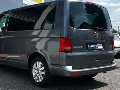 Annonce voiture d'occasion Volkswagen T5 Multivan - CARADIZE