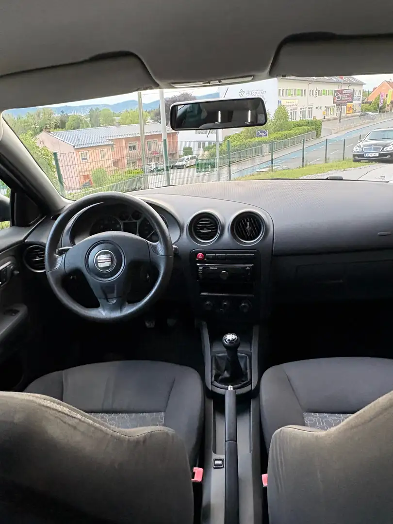 SEAT Ibiza Ibiza Reference 1,4 16V Reference Grau - 2