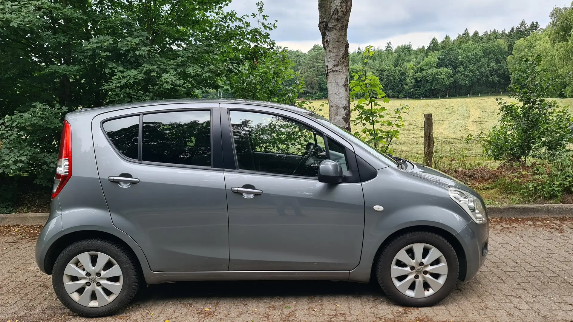 Suzuki Splash Splash 1.2Comfort.Klima, Alu, HU 4/2026 Grau - 1
