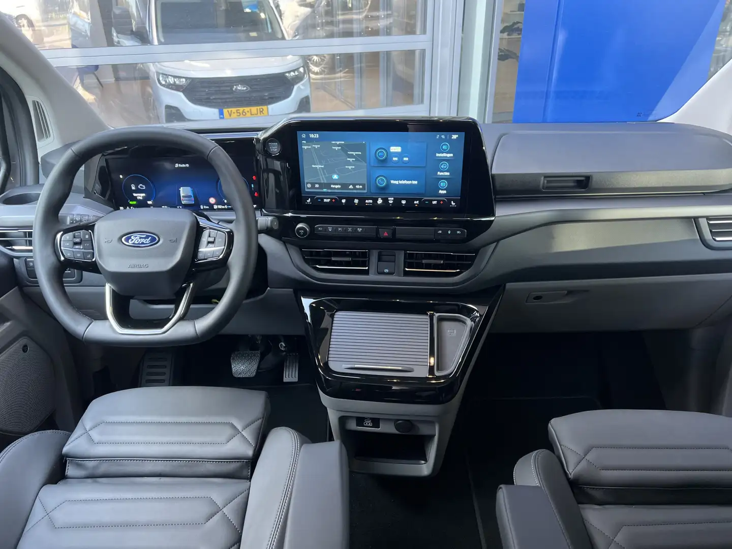 Ford Tourneo Custom 2.5 Plug-IN Hybrid 233 PK L1H1 Titanium X | Incl. Grijs - 2