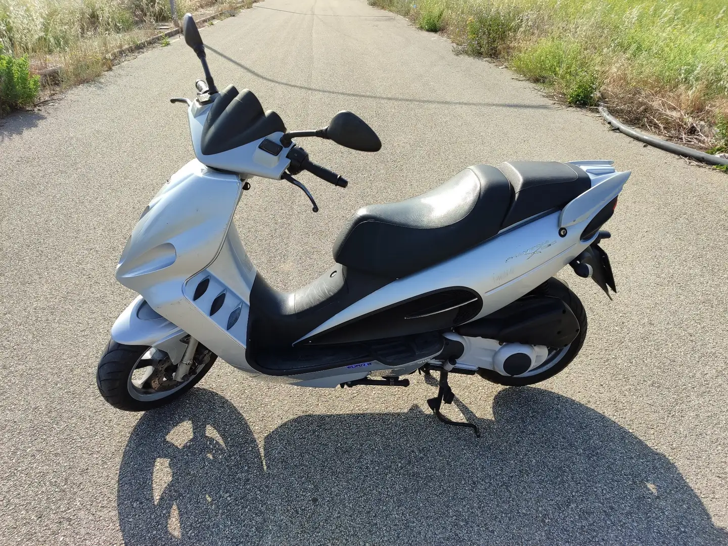 Malaguti Phantom F12 Max 250 Argintiu - 2