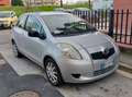 Toyota Yaris Yaris II 2005 3p 1.0 Sol Argento - thumbnail 1