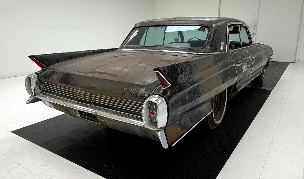 Cadillac Fleetwood 60 Series Special Sedan, foto 5