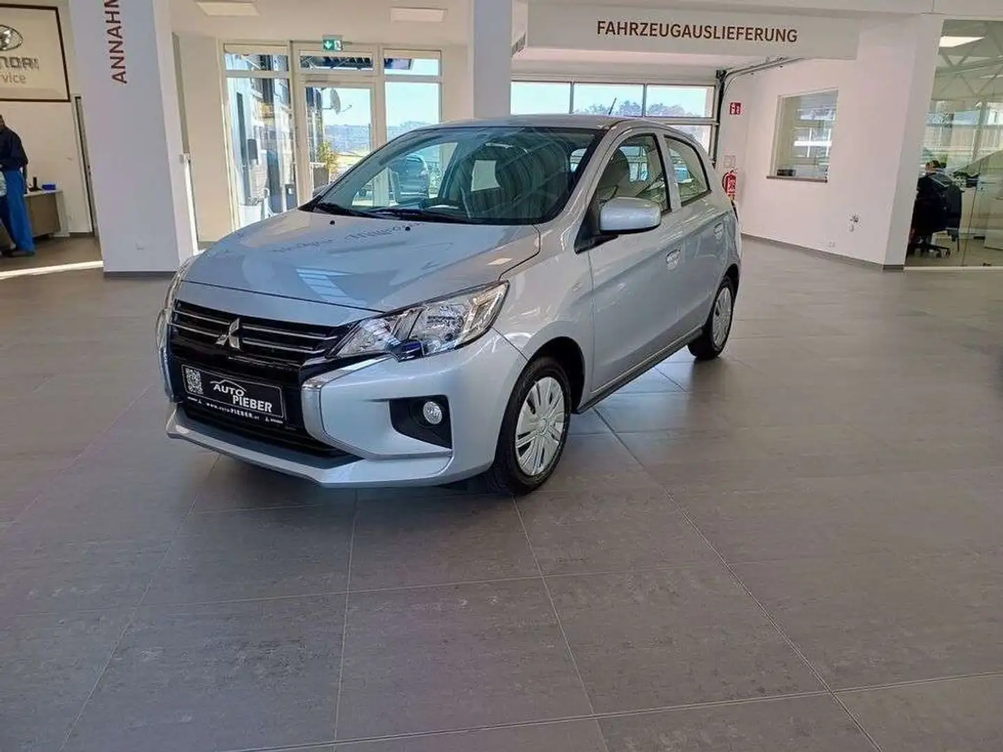 Mitsubishi Space Star 1,2 MIVEC Inform Silber - 2