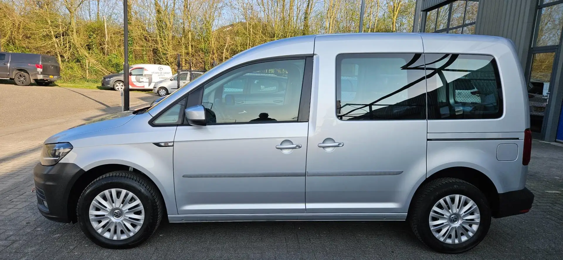 Volkswagen Caddy 1.0 TSI Trendline Airco Cruise Bleutooth 5 Persoon Grijs - 2
