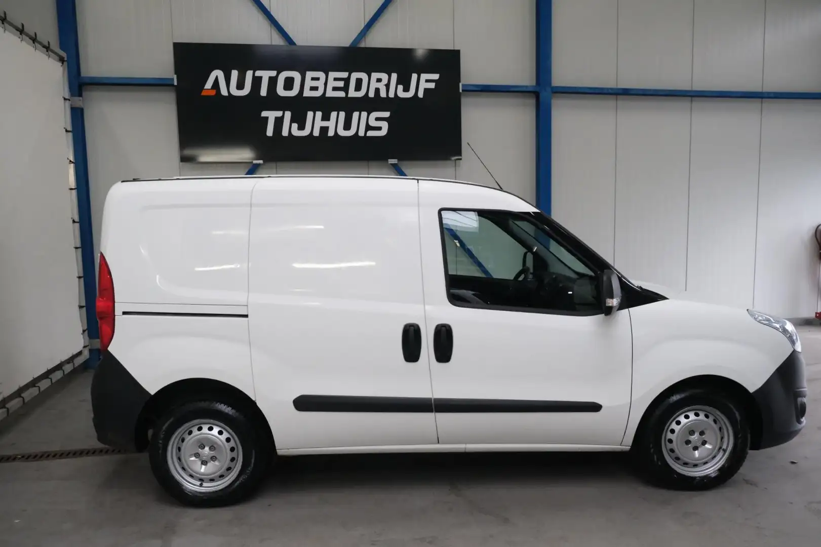 Opel Combo 1.3 CDTi L1H1 Edition - N.A.P. Airco. Wit - 2