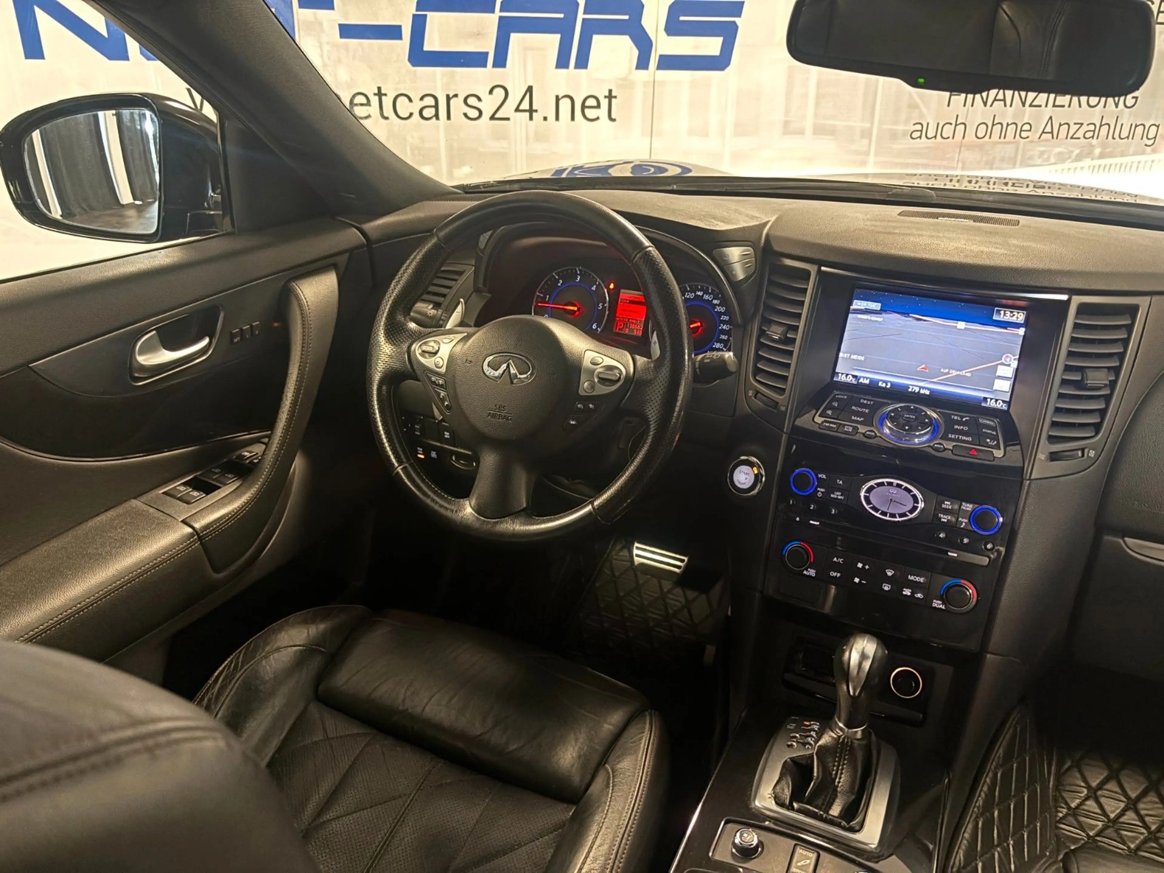Infiniti FX 30d V6 Premium S*AWD*Leder*NAVi+Kamera*VOLL — photo 6