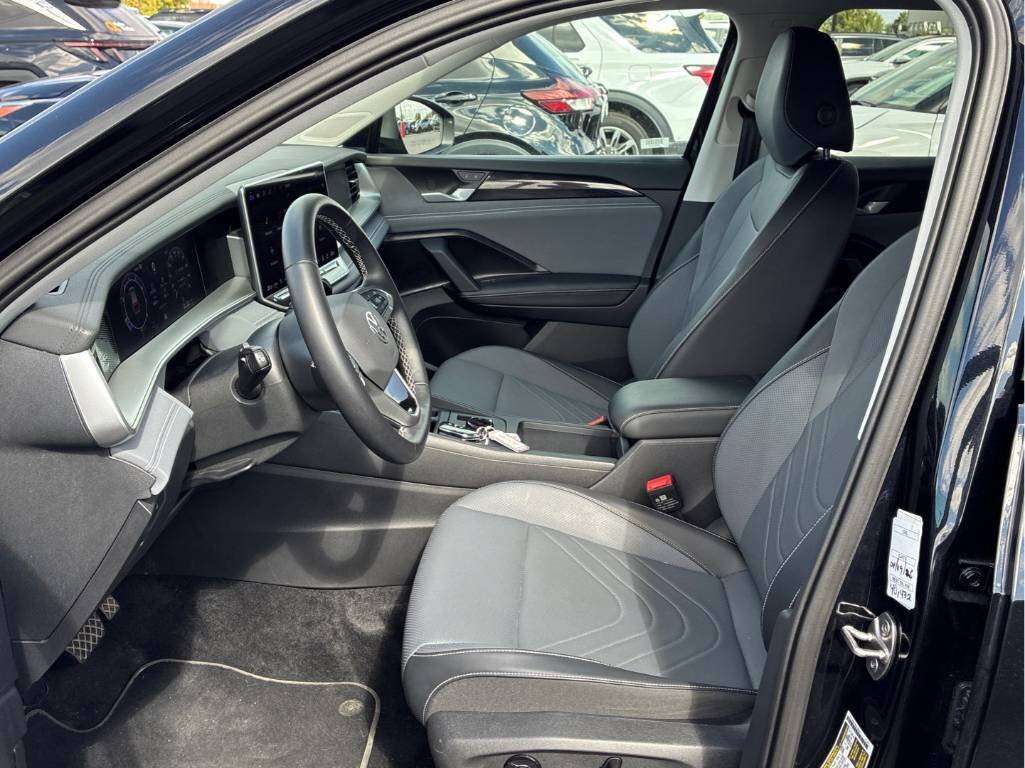2026 Volkswagen Tiguan Comfortline 4Motion | Leatherette | Heated Seats + — снимка 1