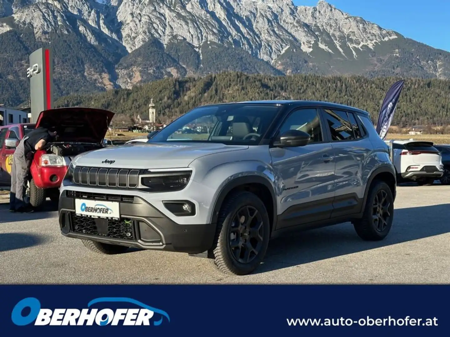 Jeep Avenger Overland Mild-Hybrid 4xe Grau - 1
