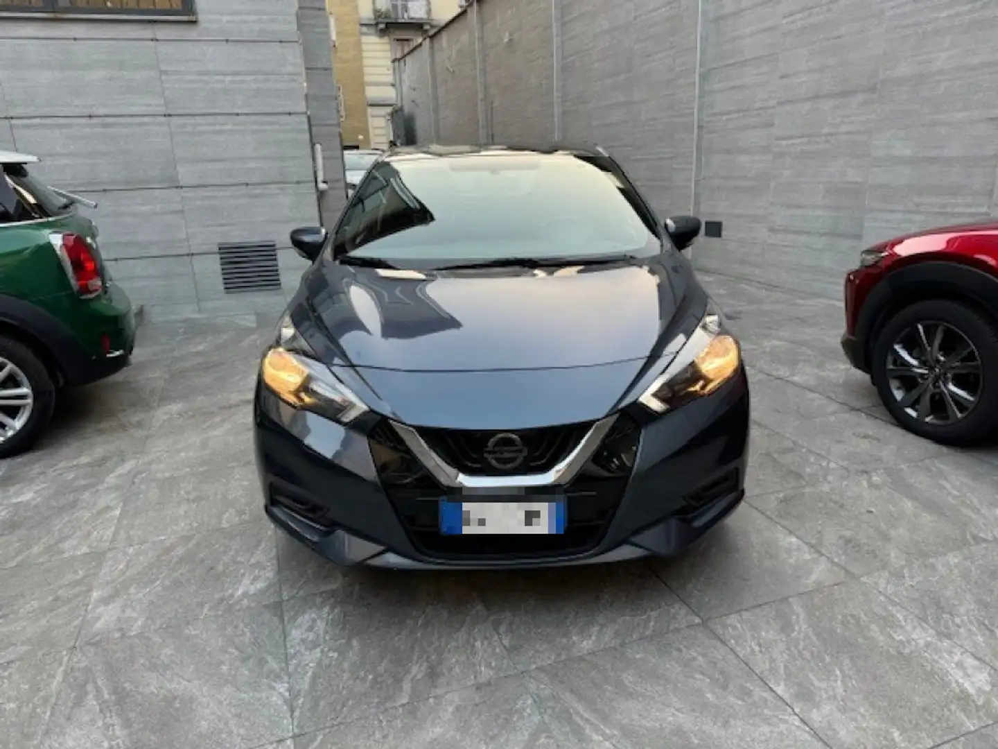 Nissan Micra IG-T 92 5 porte Acenta Grijs - 2