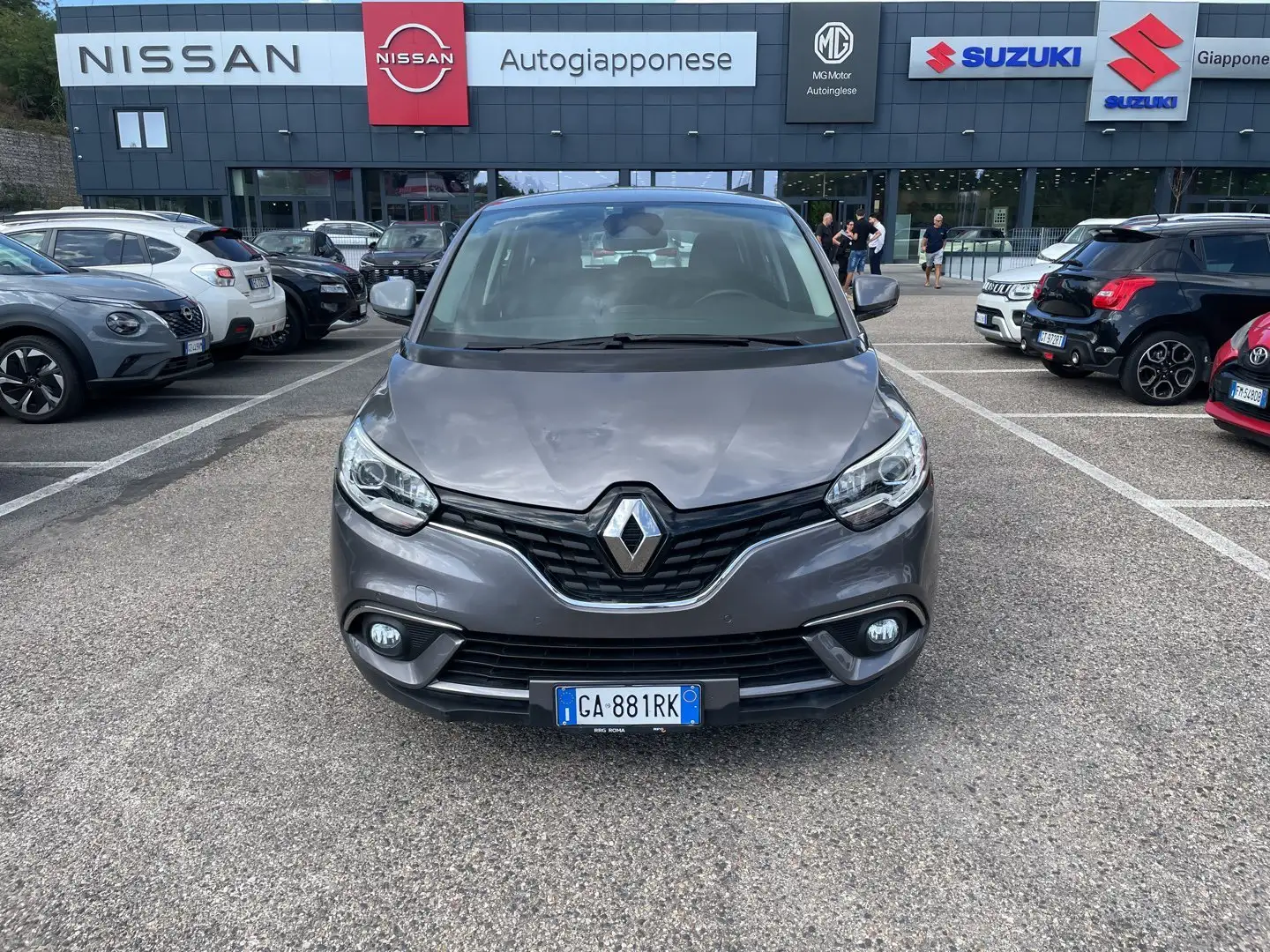 Renault Scenic Scénic Blue dCi 120 CV EDC Initiale Paris Grijs - 2