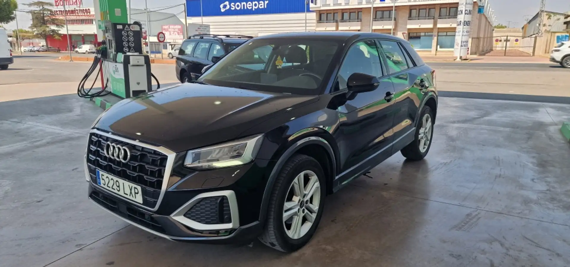 Audi Q2 35 TDI Advanced quattro S tronic 110kW Noir - 1