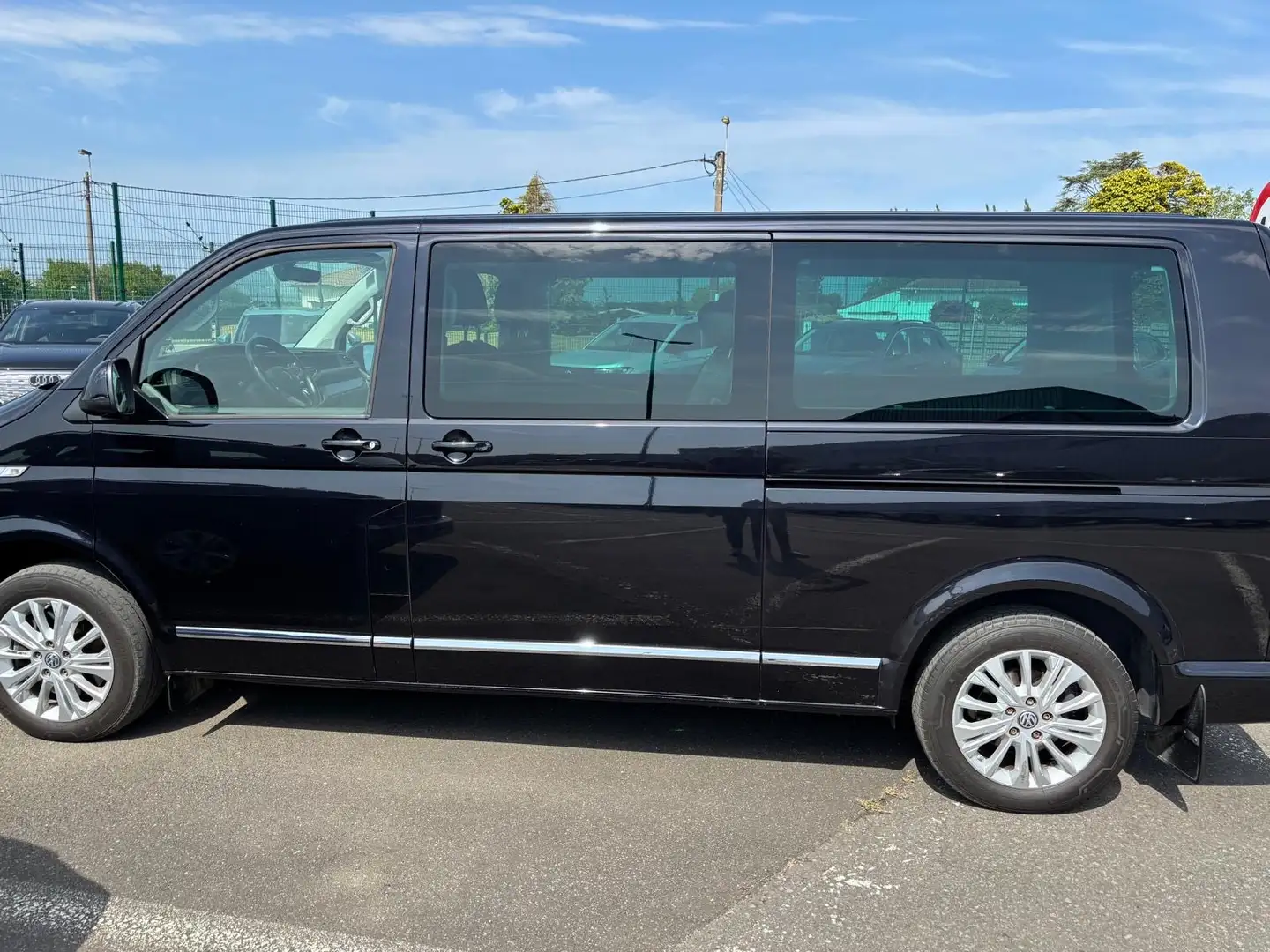 Volkswagen T6 Caravelle 2.0 TDi SCR 4Mo BMT Highline DSG (EU6-T) - 2