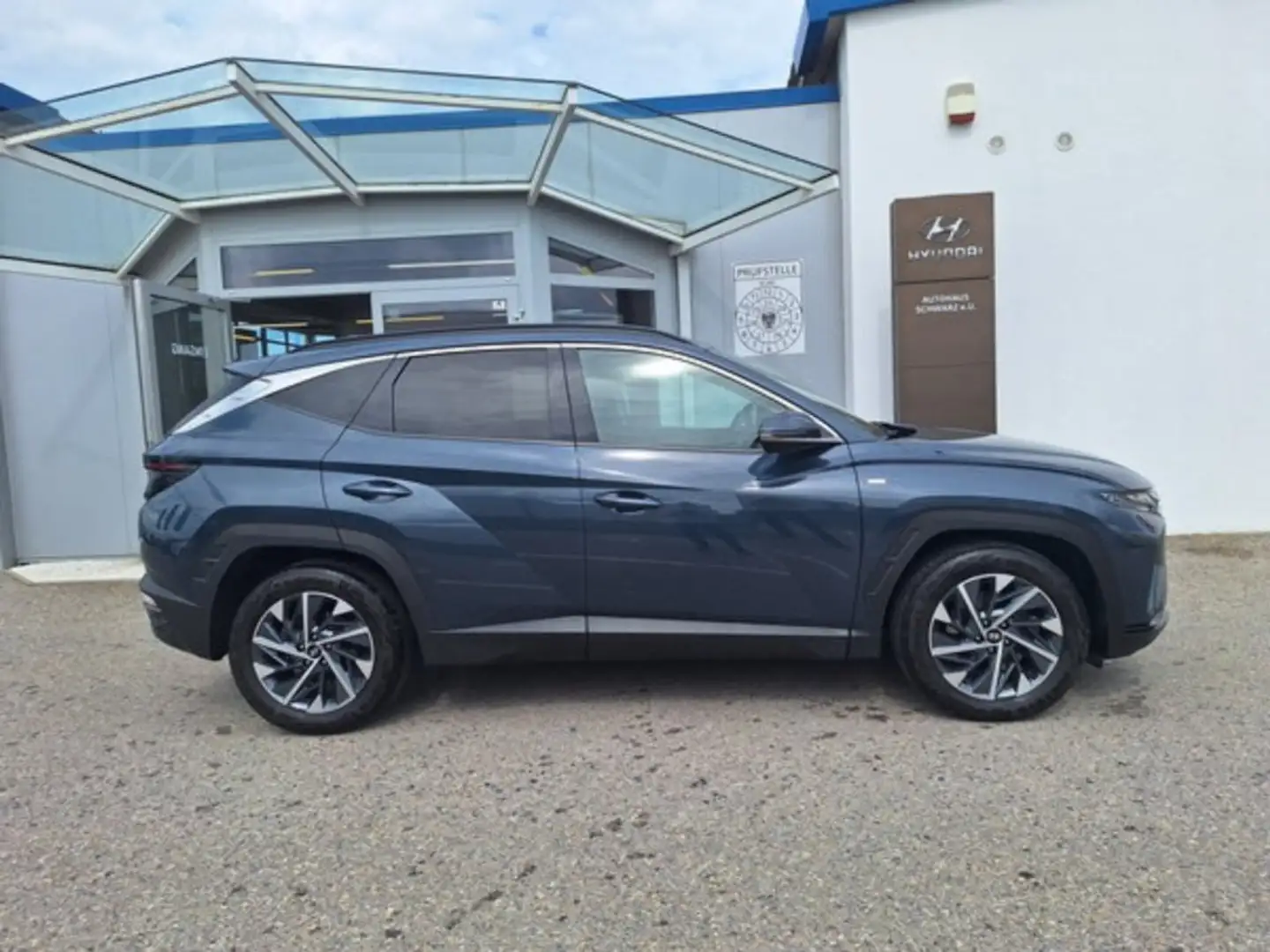 Hyundai TUCSON NX4 Trend Line 1,6 T-GDi 2WD 48V DCT t1bt1 Blau - 2