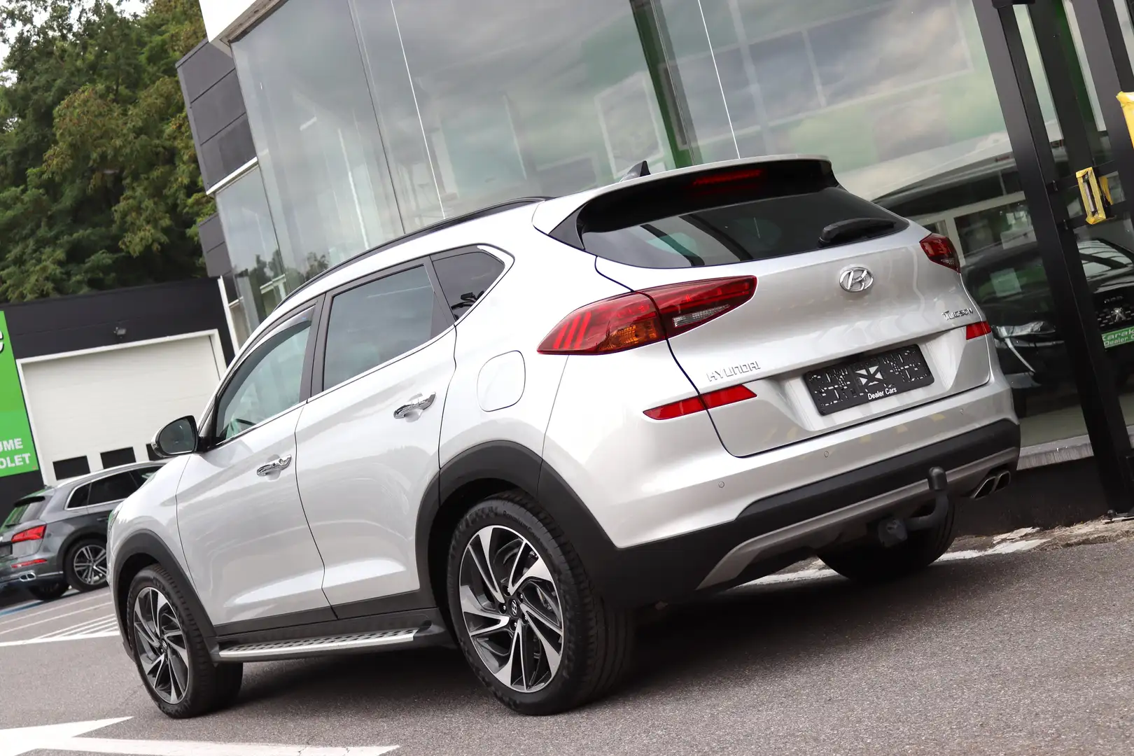 Hyundai TUCSON 1.6CRDI 115CV 2WD PANO GRAND GPS CAMERA CUIR JA'18 Argent - 2
