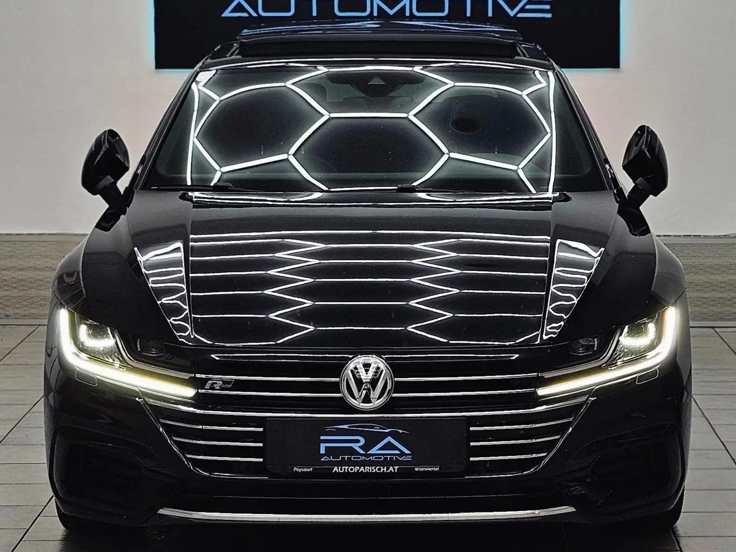 Volkswagen Arteon R-Line 2.0 TDI DSG Schwarz - 2