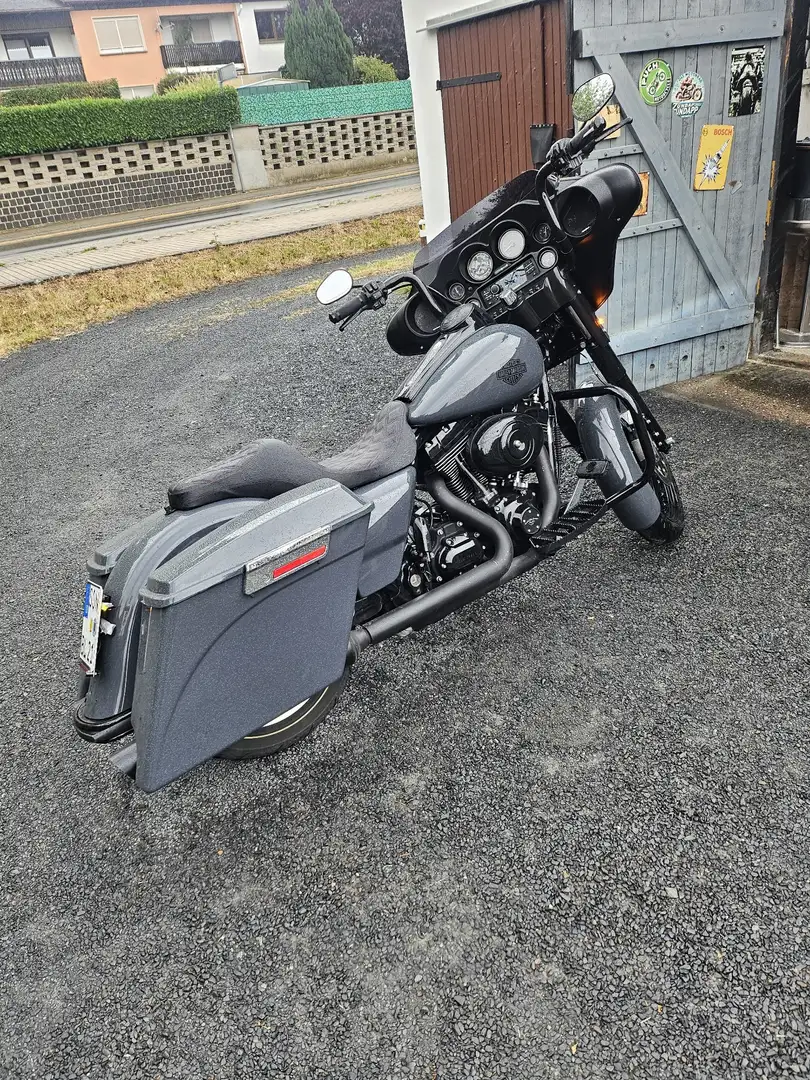 Harley-Davidson Electra Glide Grau - 2