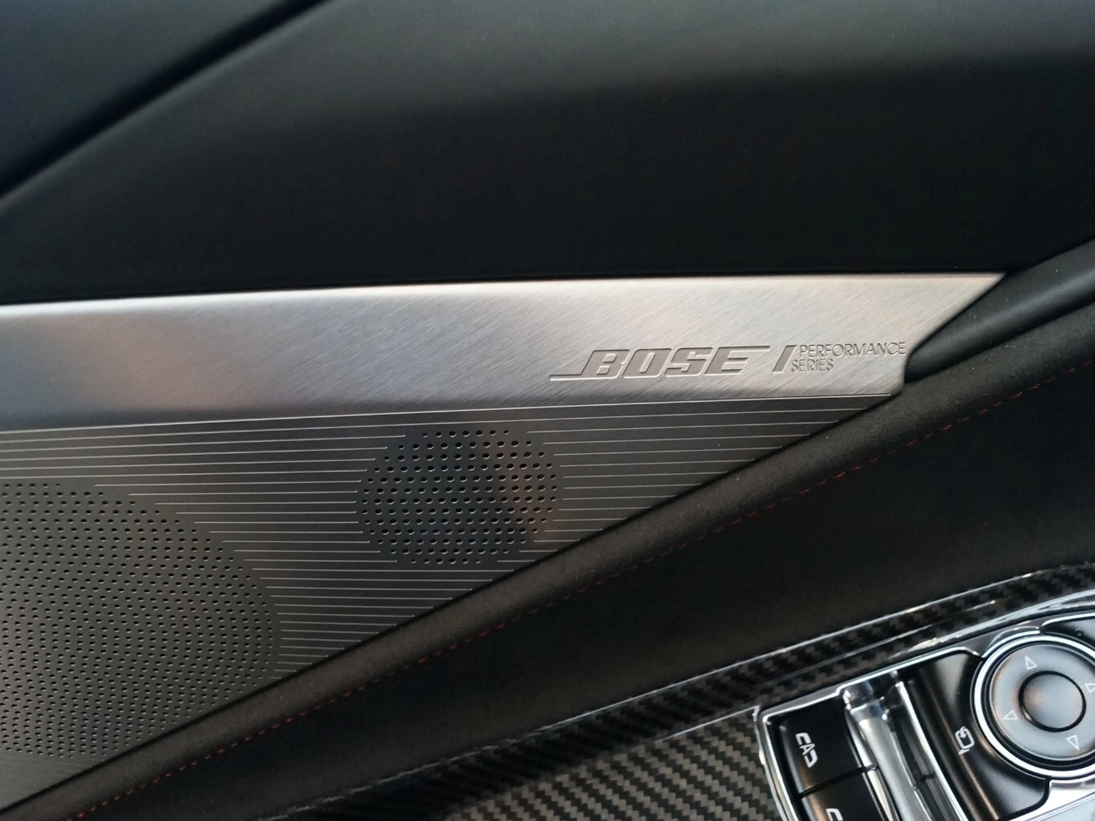 Corvette C8 Coupe 3LT Z51 Europa +Lift+Magnetic Ride+ — photo 13