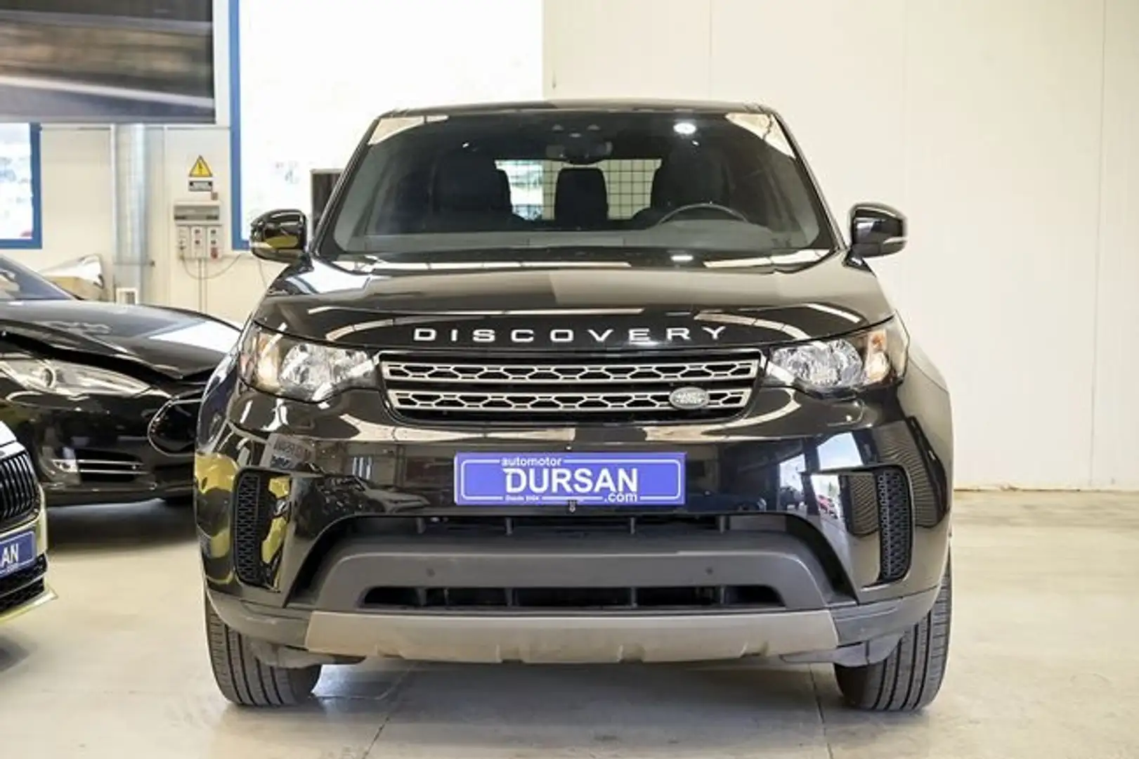 Land Rover Discovery 3.0TD6 SE Aut. Negro - 2