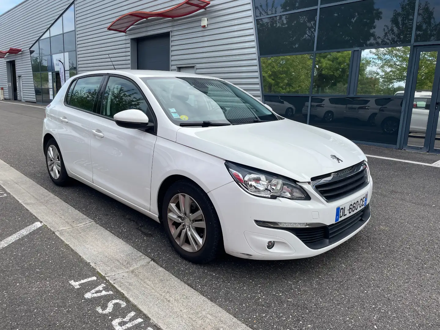Peugeot 308 308 1.6 HDi 92ch FAP BVM5 Active Blanc - 2