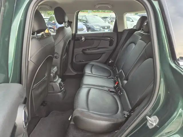 Mini Cooper Cooper view 7