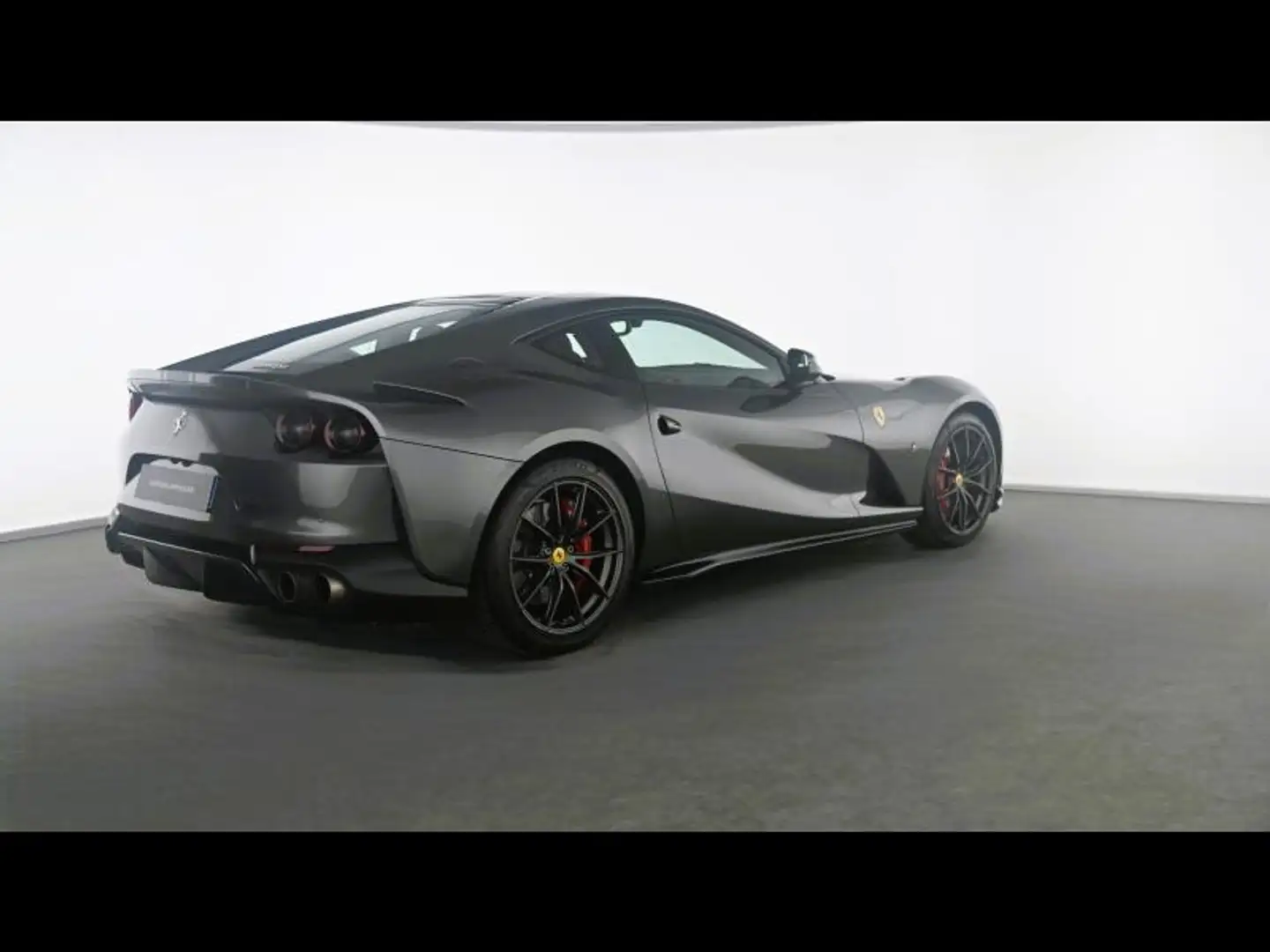 Ferrari 812 V12 6.5 800ch Grau - 2