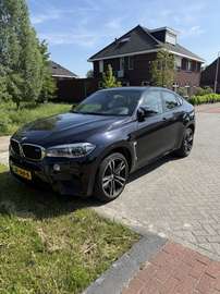 FULL OPTION X6M  GEEN OPF 2017