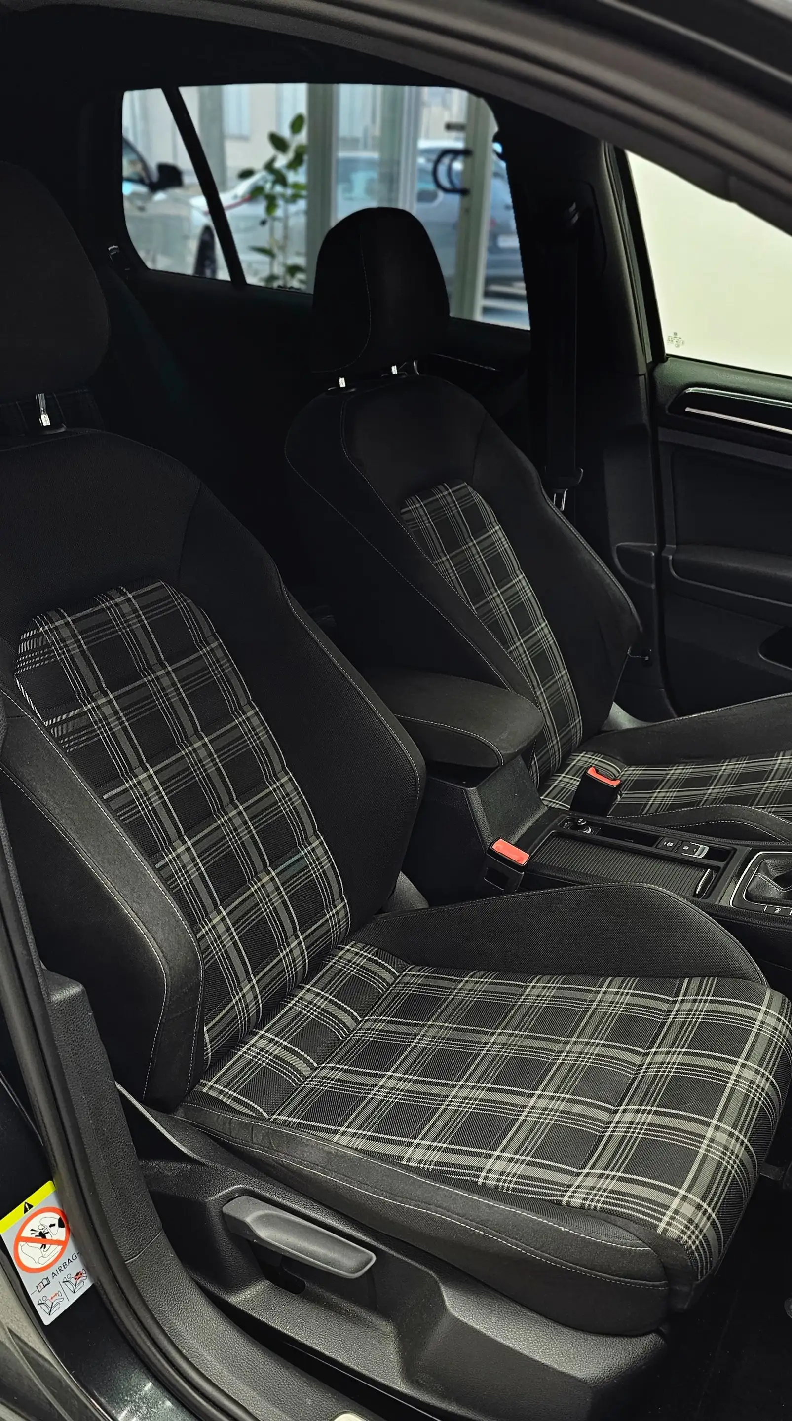 Volkswagen Golf GTD GTD BMT — photo 14