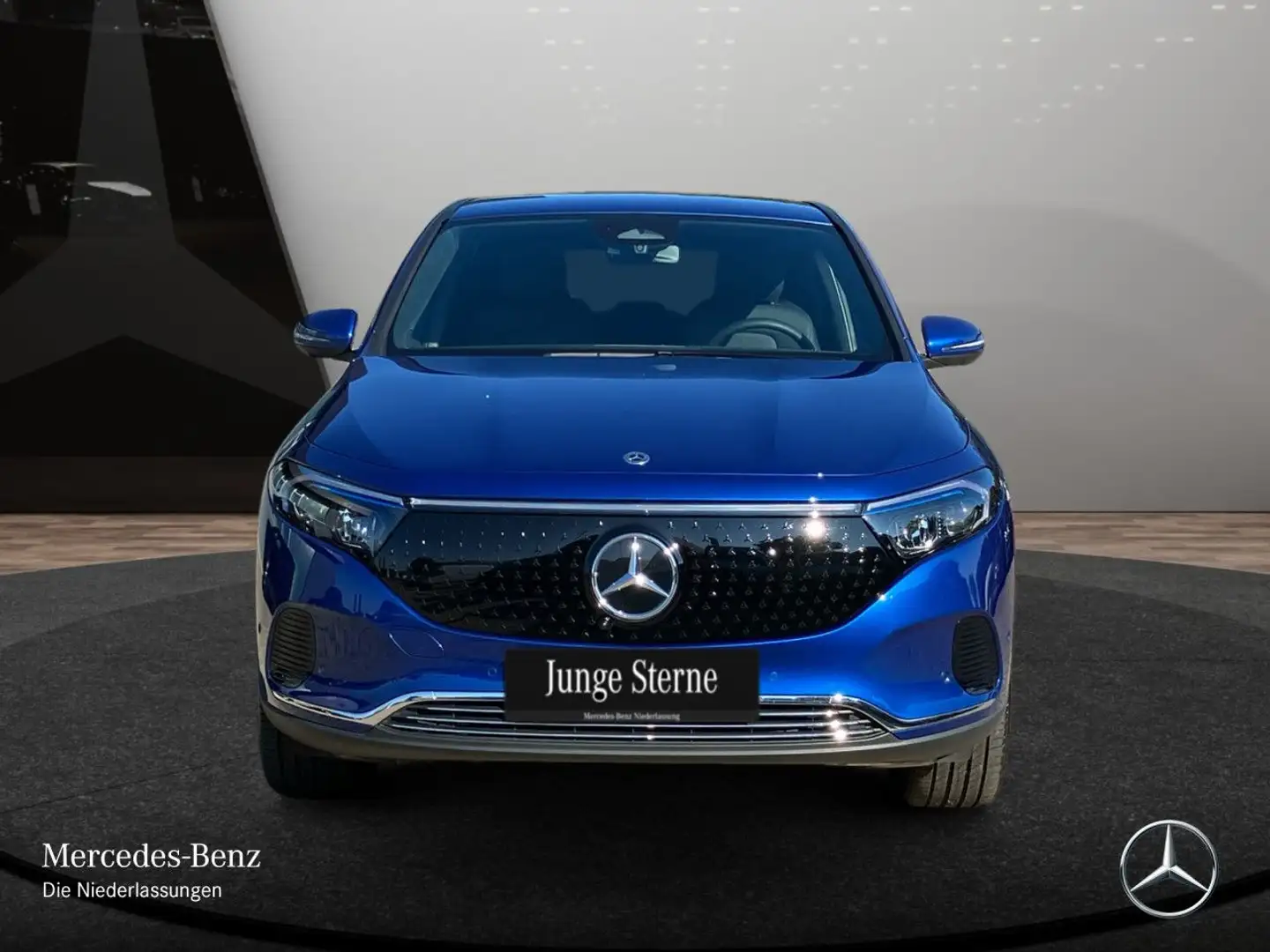 Mercedes-Benz EQA 350 4M PROG+ADVANCED+AHK+360+SPUR Blau - 2