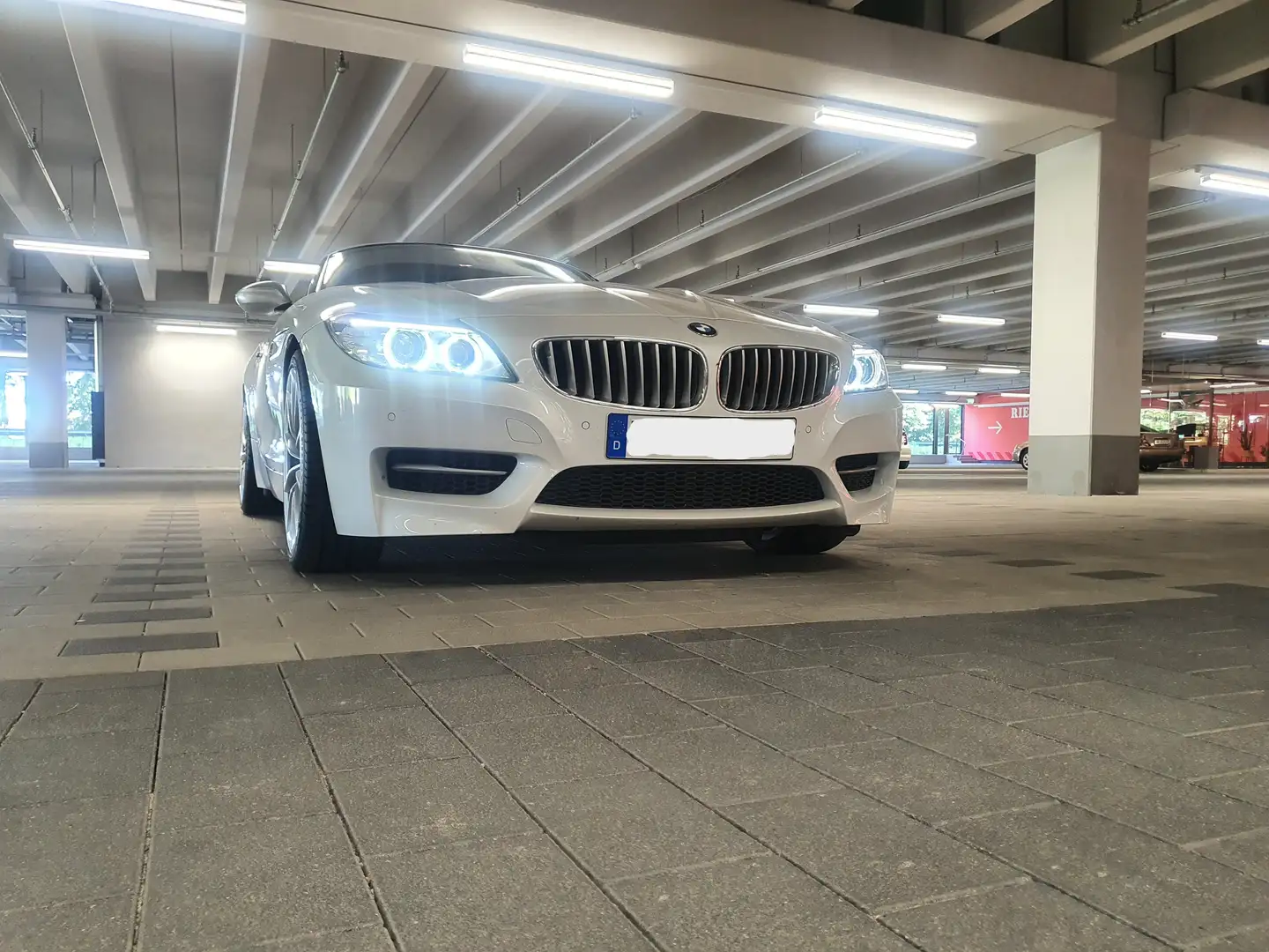 BMW Z4 Z4 sDrive35is Sport-Aut. DKG Weiß - 1