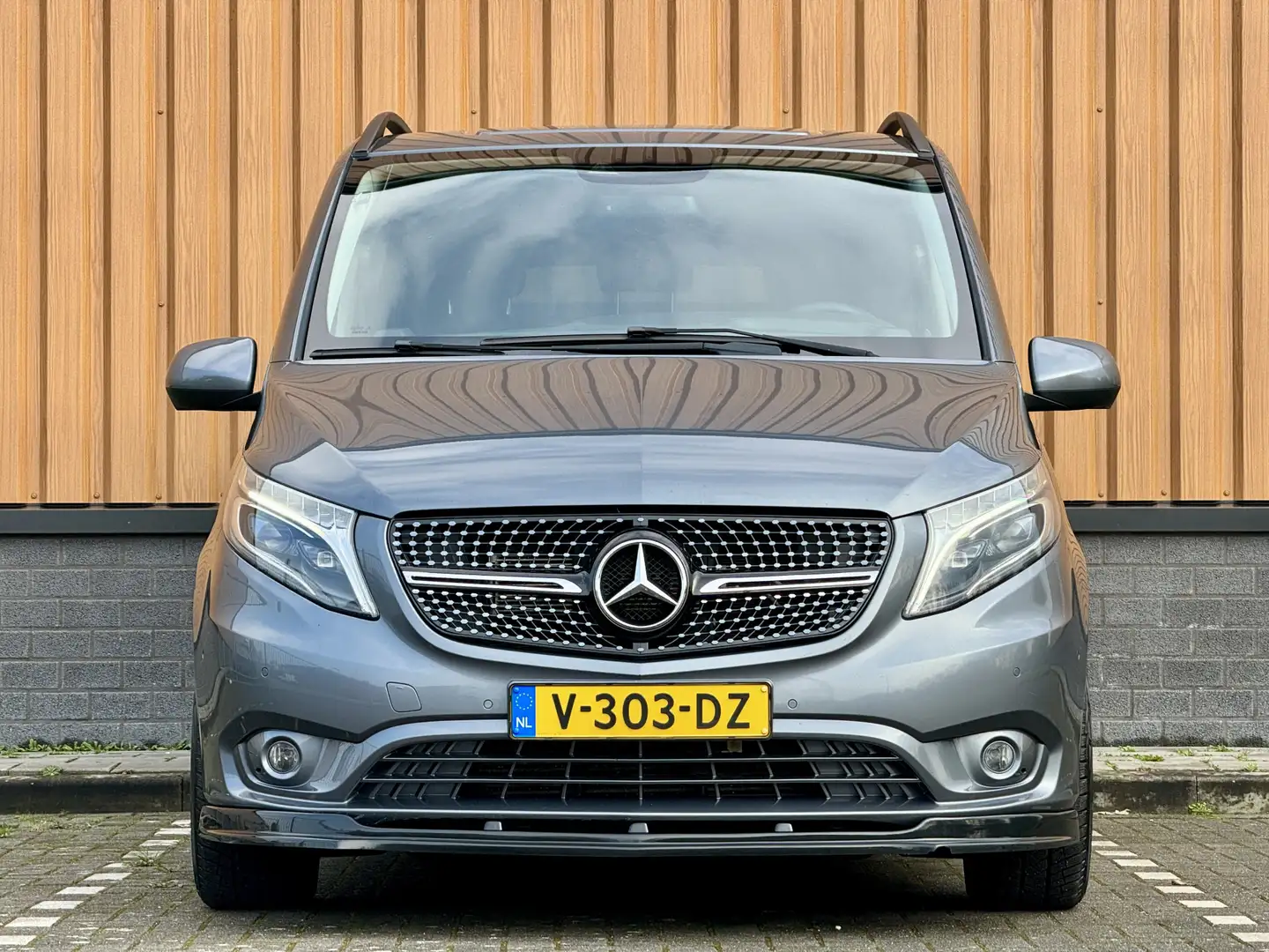 Mercedes-Benz Vito 119 CDI Lang DC Comfort | EX BTW | Dubbel Cabine | Grijs - 2