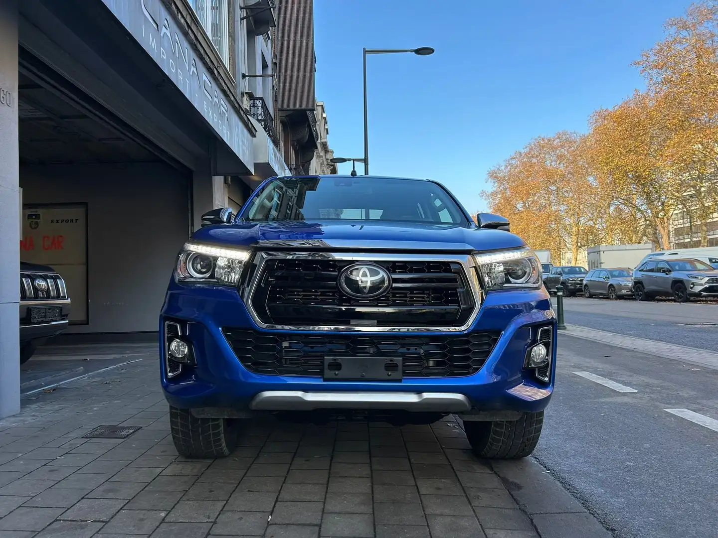 Toyota Hilux Hilux 2.4D-4D 4WD Invincible Bleu - 2