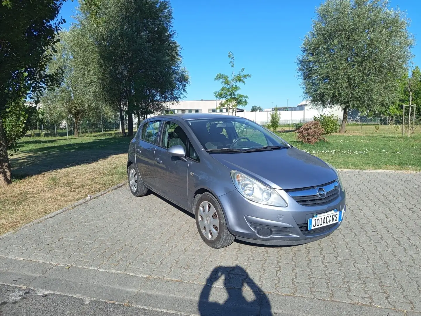 Opel Corsa Corsa IV 2006 5p 1.2 Cosmo Gris - 2