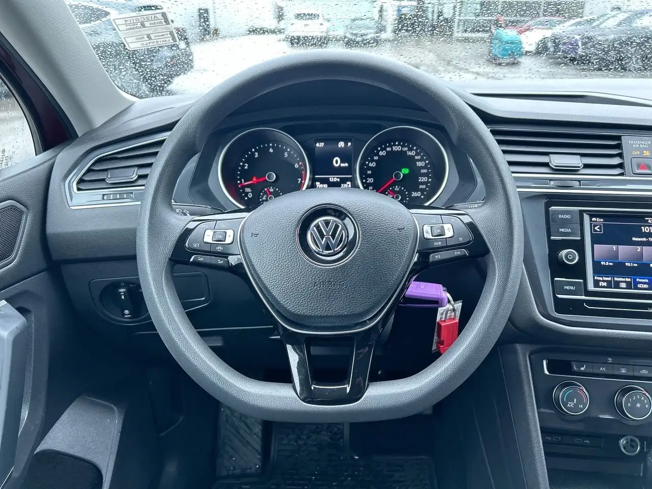 Volkswagen Tiguan снимка Volkswagen Tiguan