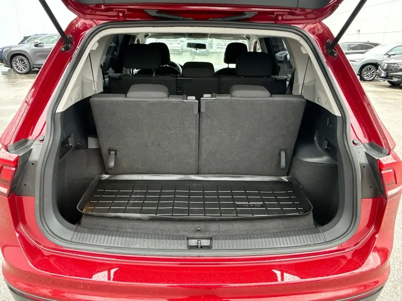 Volkswagen Tiguan снимка Volkswagen Tiguan