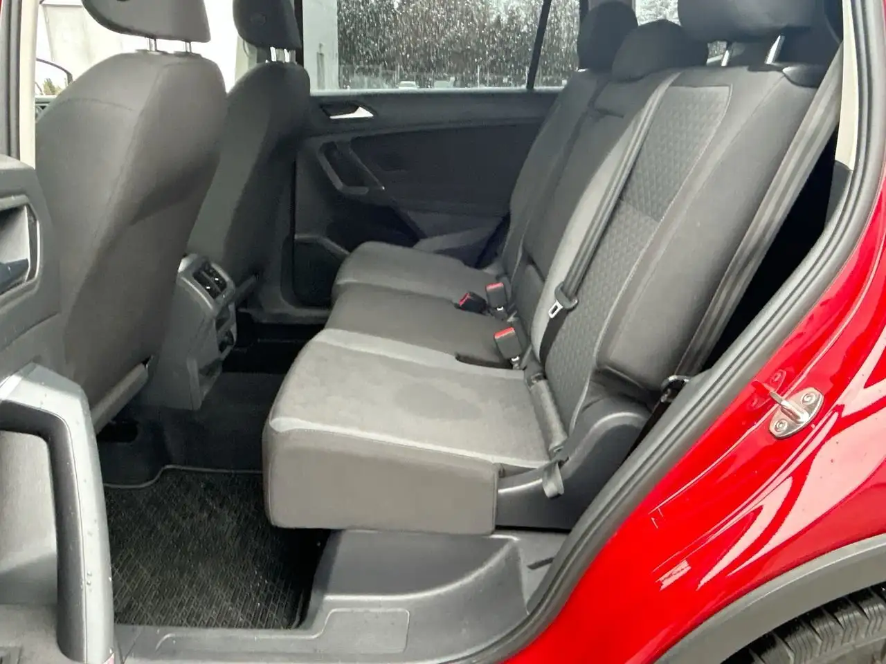 Volkswagen Tiguan снимка Volkswagen Tiguan