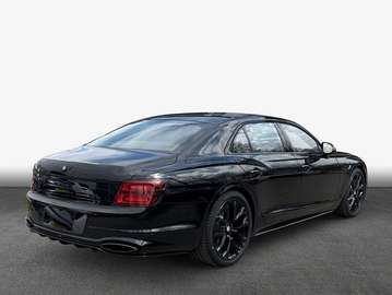 New Flying Spur V8 Hybrid Speed
