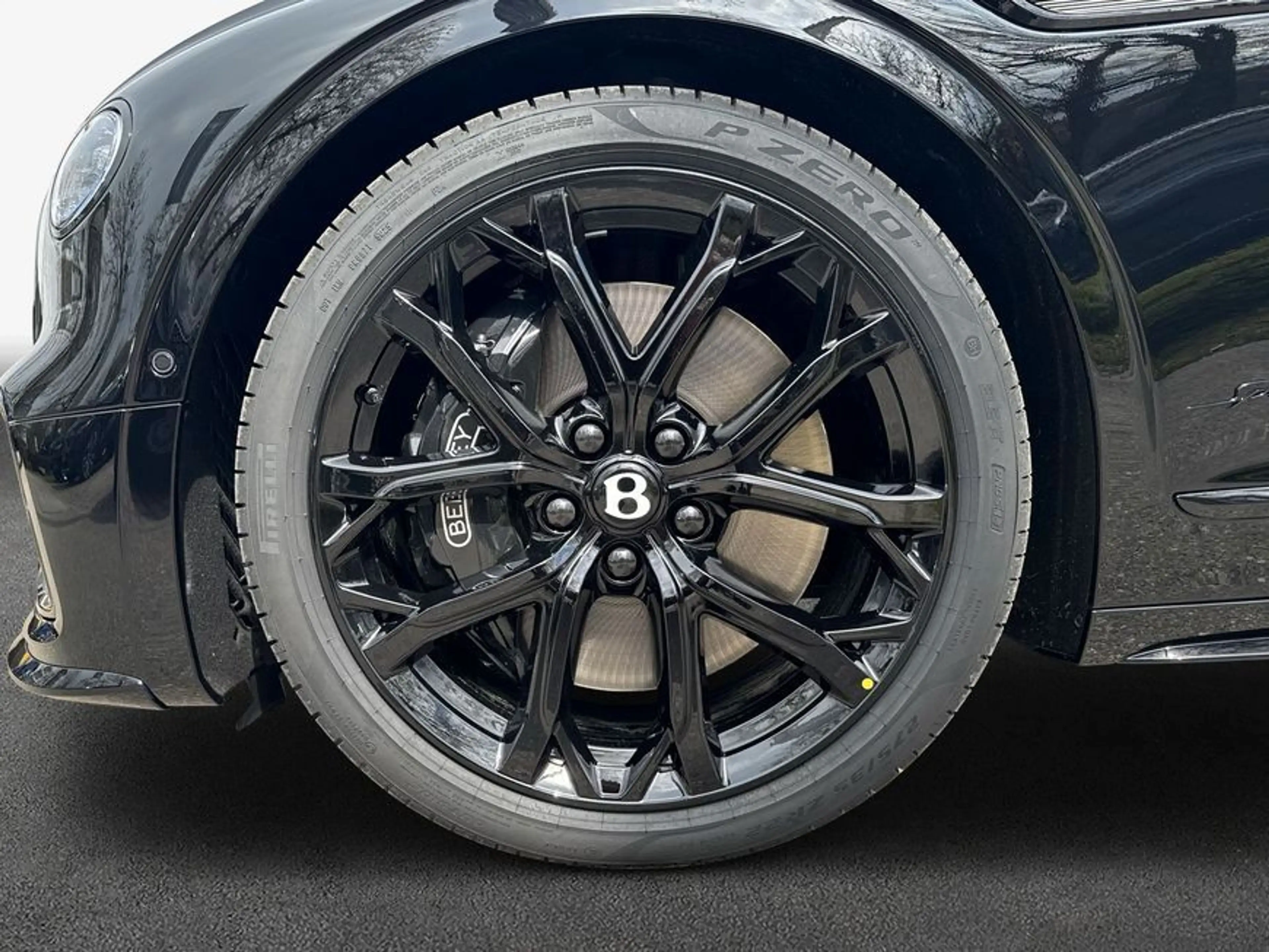 Bentley Flying Spur New Flying Spur Speed — photo 8