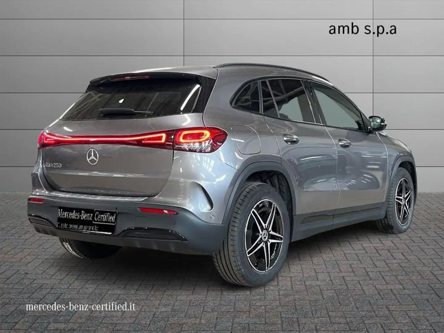 Mercedes-Benz EQA 250 250 Premium Grigio - 2