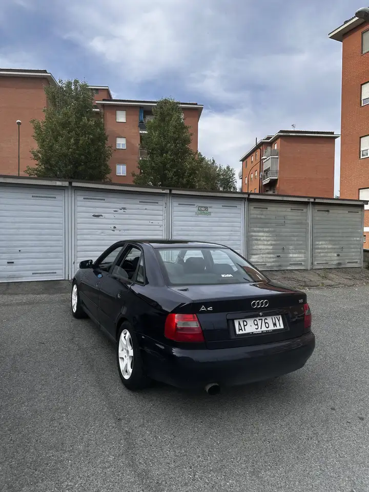 Audi A4 1.8, foto 5
