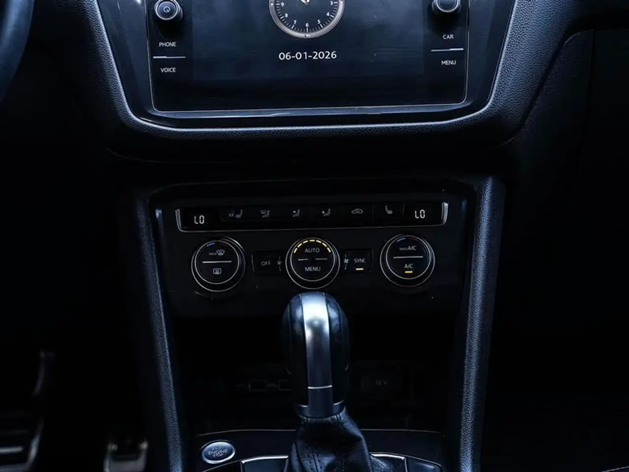 Volkswagen Tiguan снимка Volkswagen Tiguan