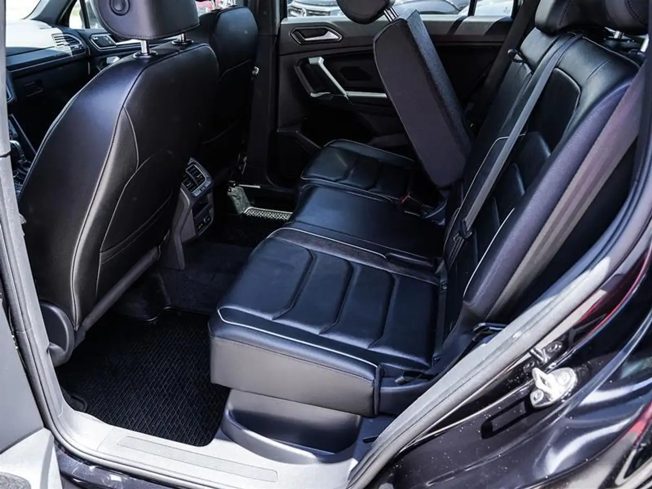 Volkswagen Tiguan снимка Volkswagen Tiguan