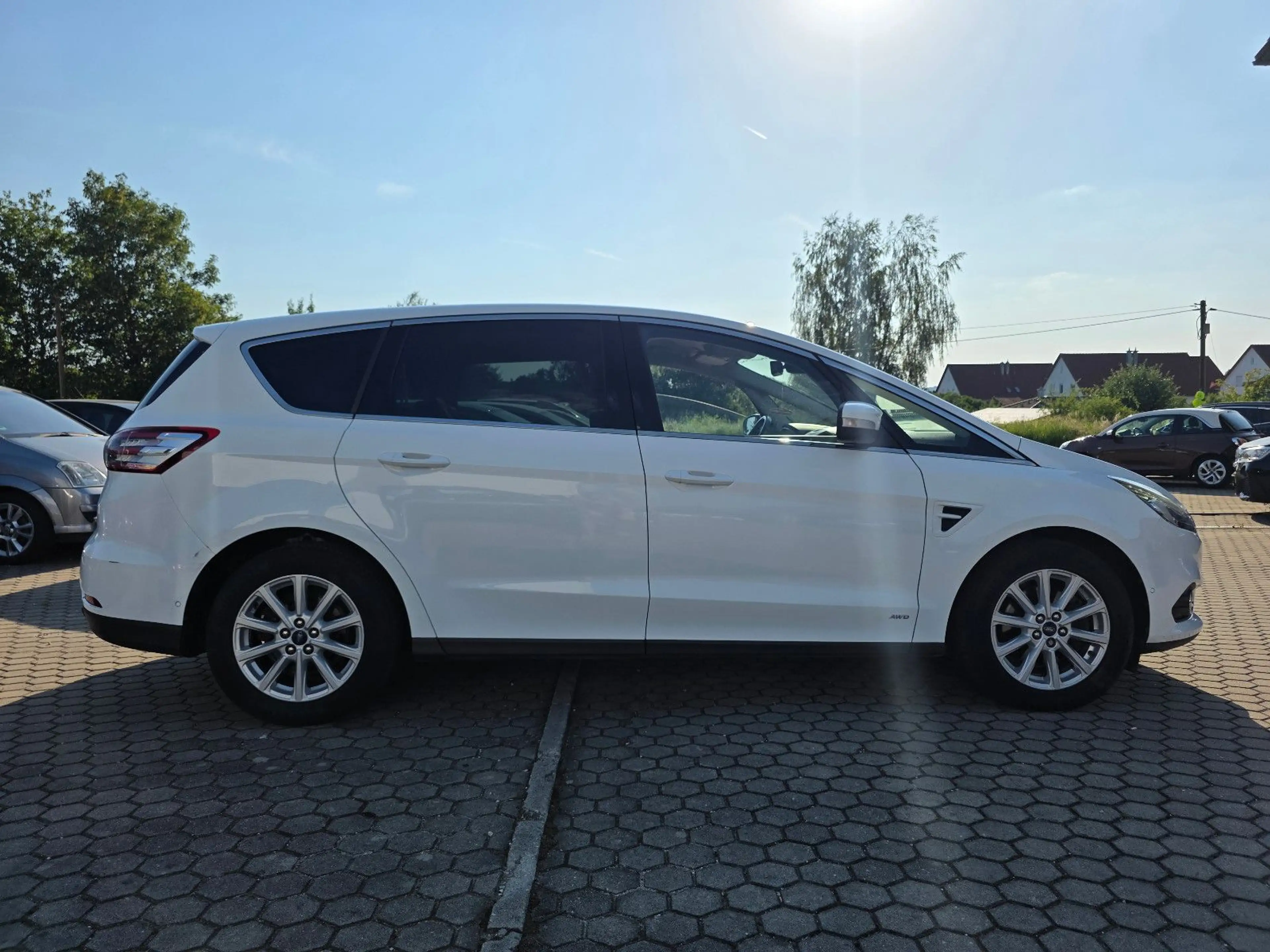 Ford S-Max S-MAX Titanium AWD — photo 9