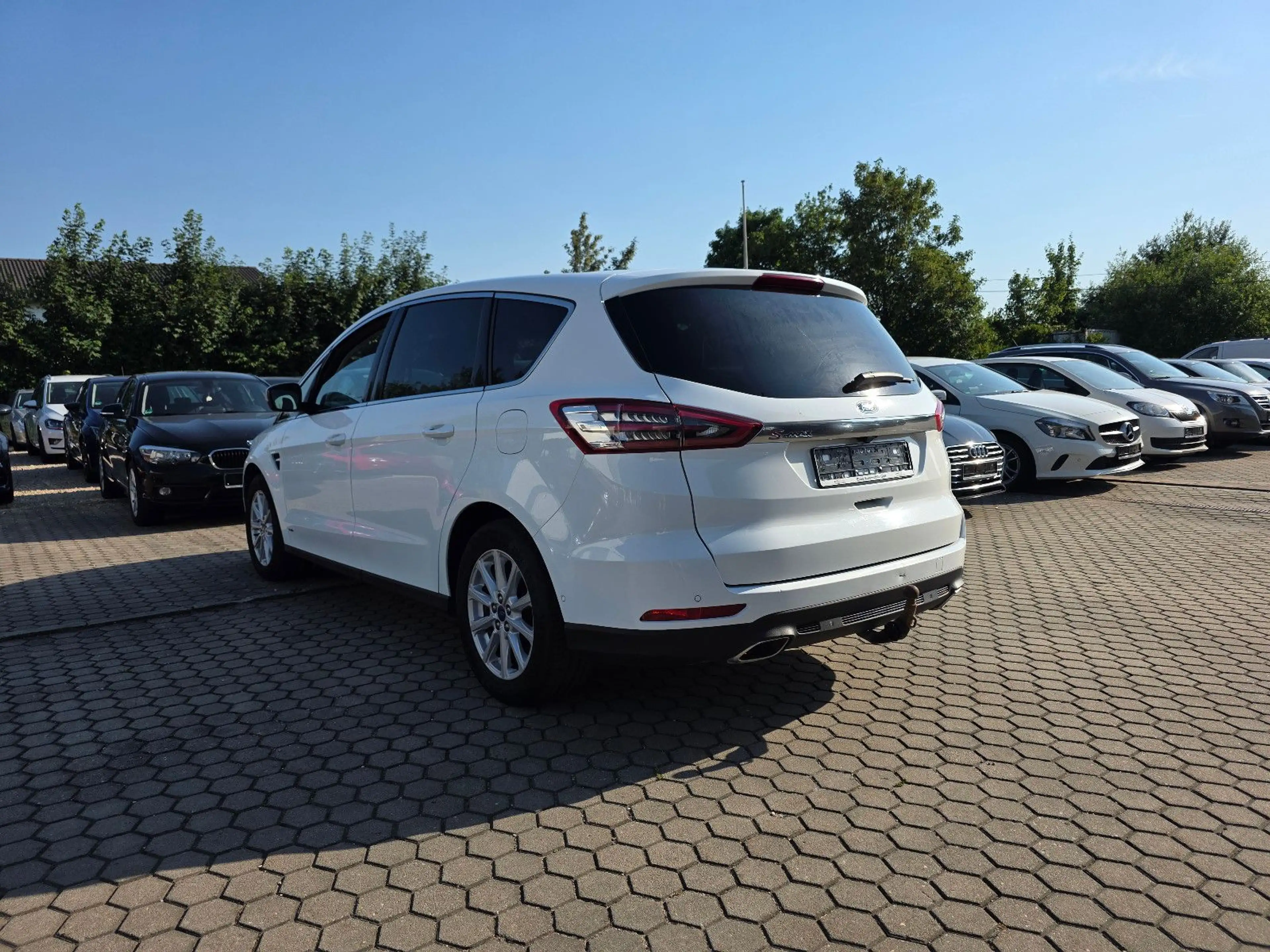 Ford S-Max S-MAX Titanium AWD — photo 3