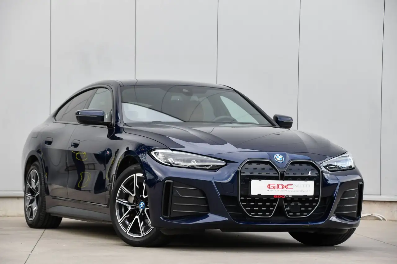 BMW i4