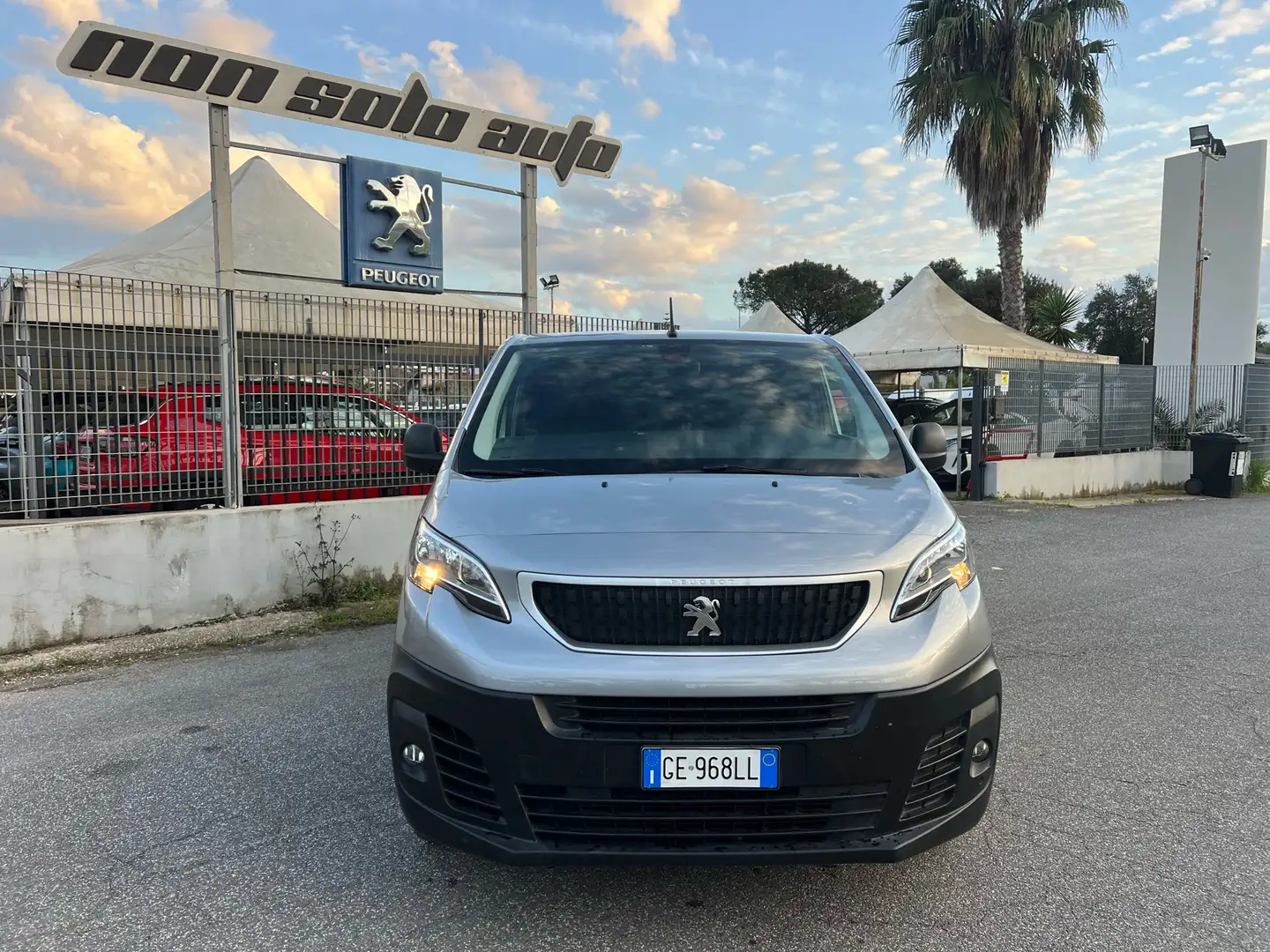 Peugeot Expert 2.0 120 CV EAT VAN 3 POSTI PM-TN Grigio - 2