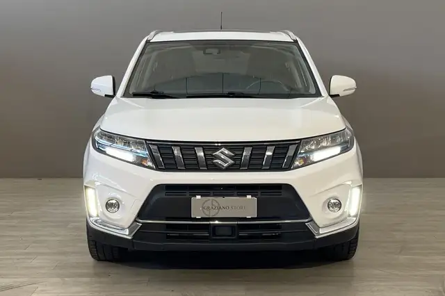 Suzuki Vitara view 2