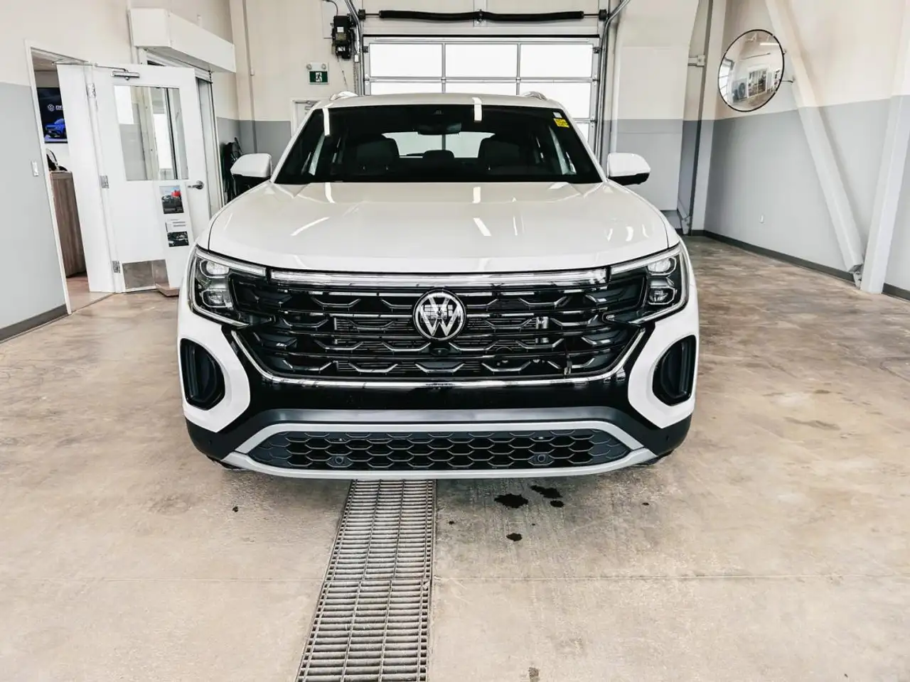Volkswagen Atlas снимка Volkswagen Atlas