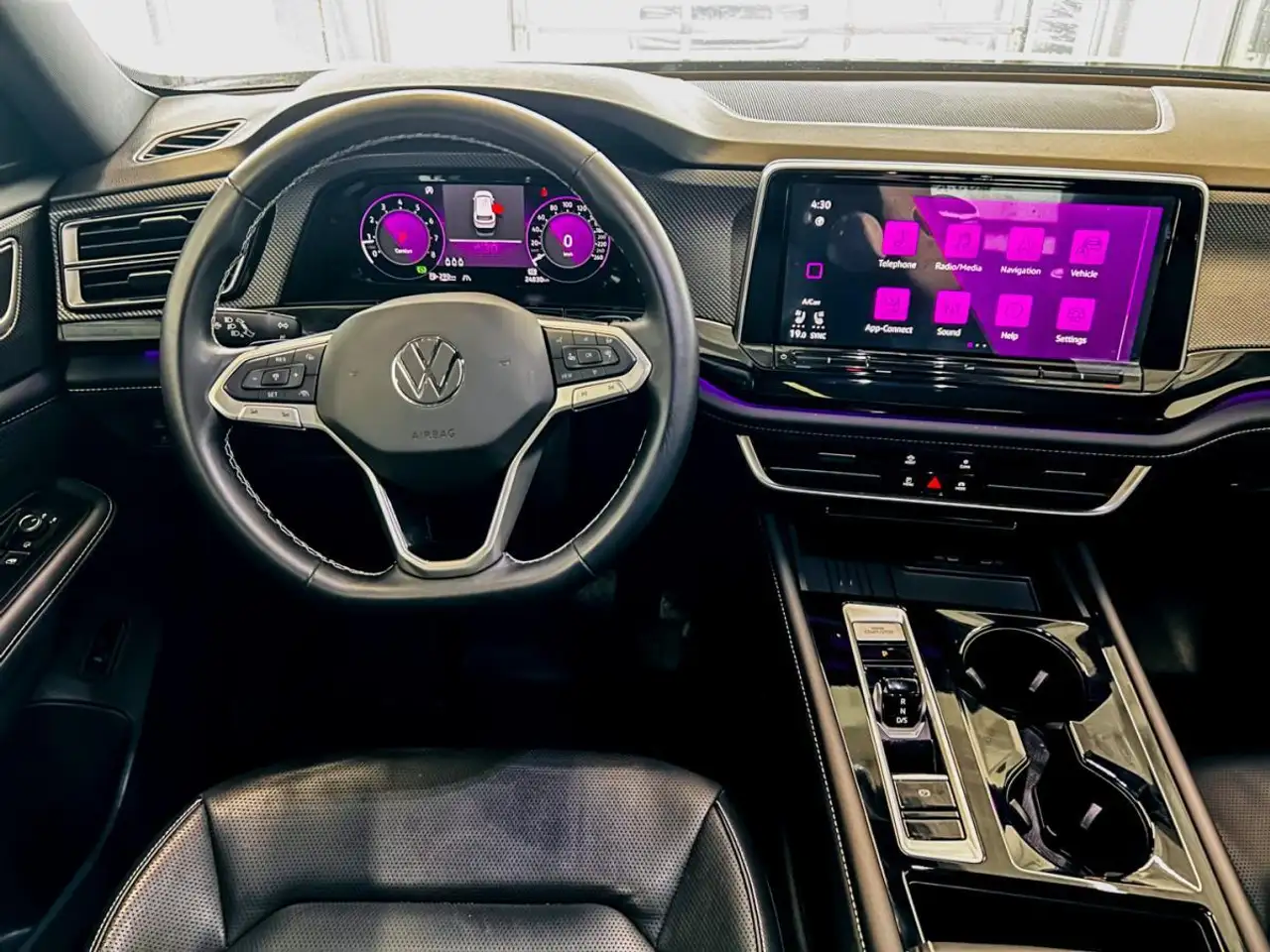 Volkswagen Atlas снимка Volkswagen Atlas