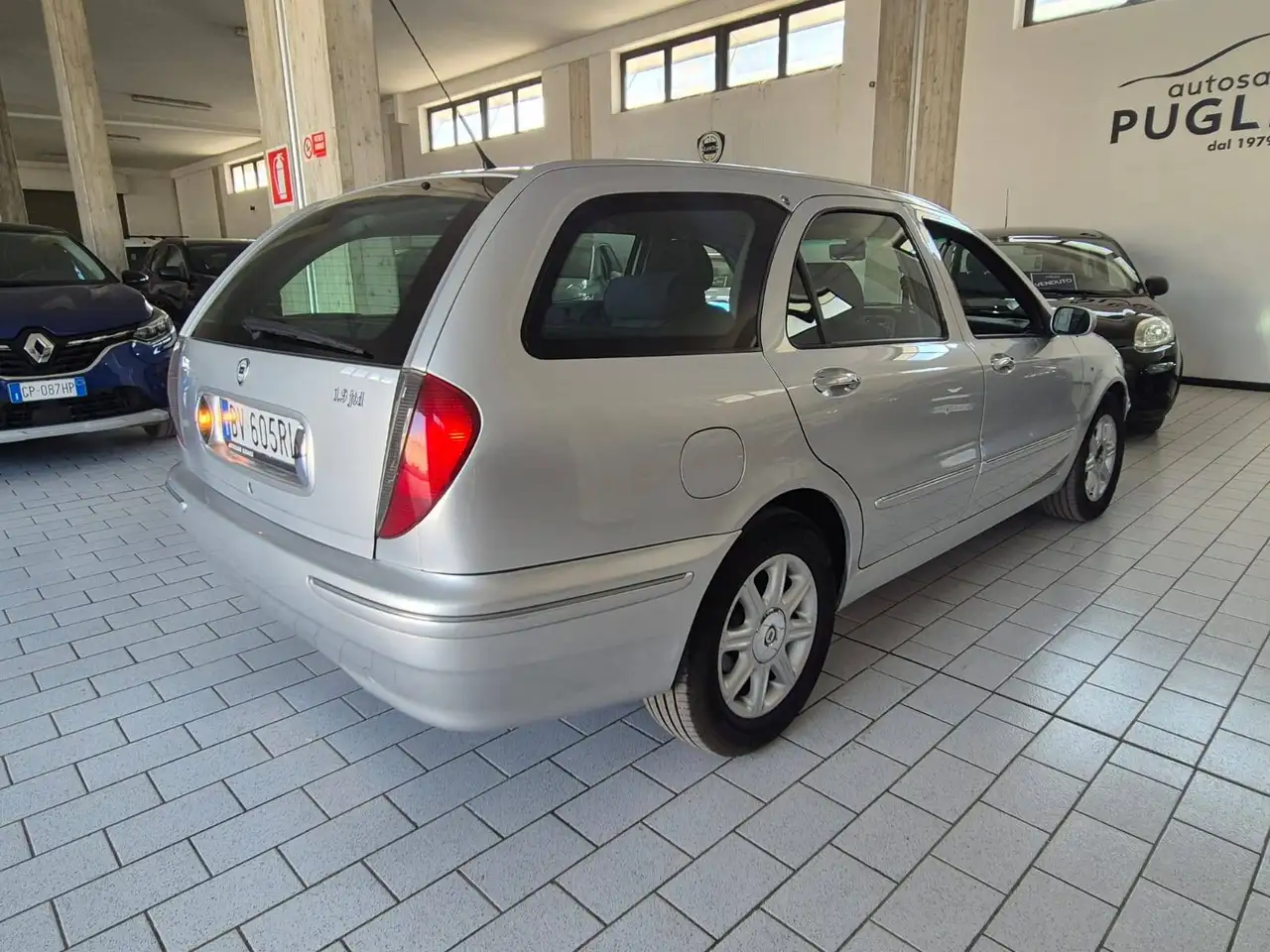 Lancia Lybra Station Wagon SW 1.9 jtd LX 110cv, foto 5